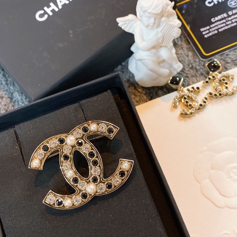 Ch*el brooches